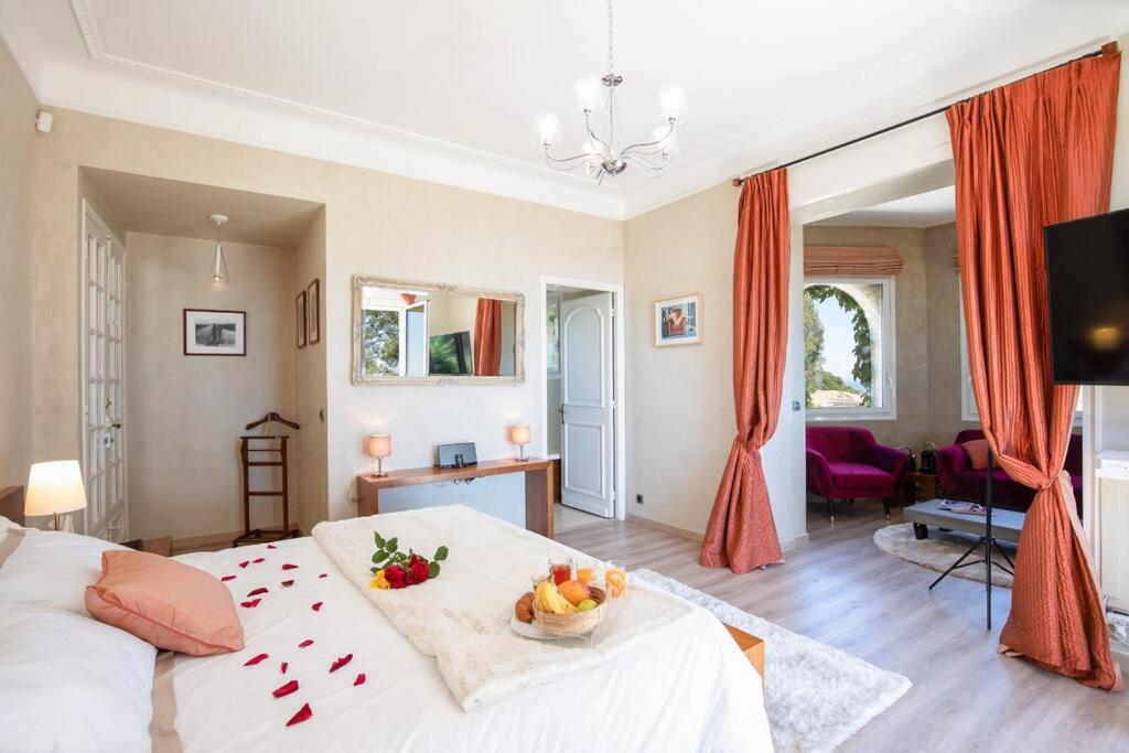 Le Castel Rose Super Cannes, Face Aux Iles De Lerins Vallauris Exterior photo