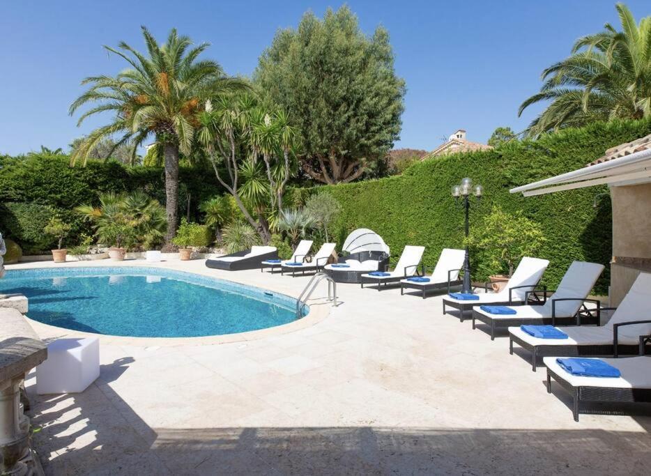 Le Castel Rose Super Cannes, Face Aux Iles De Lerins Vallauris Exterior photo