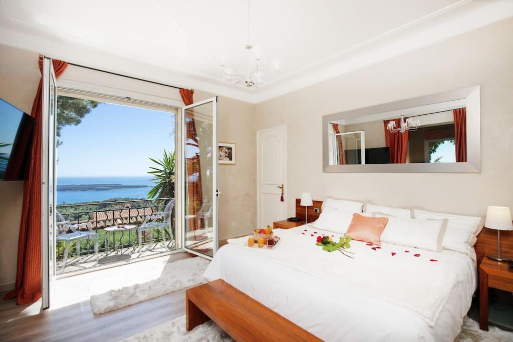 Le Castel Rose Super Cannes, Face Aux Iles De Lerins Vallauris Exterior photo
